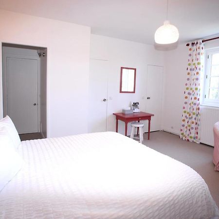 Manoir Le Mesnil Bed & Breakfast Saint-Martin-aux-Chartrains Екстериор снимка