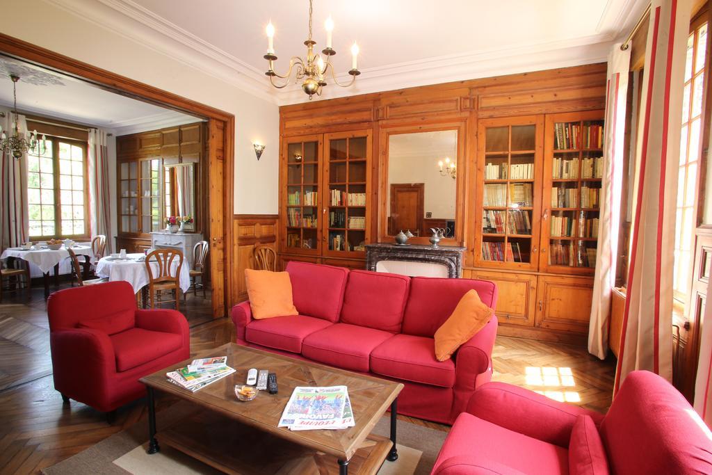 Manoir Le Mesnil Bed & Breakfast Saint-Martin-aux-Chartrains Екстериор снимка