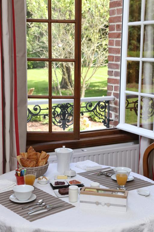 Manoir Le Mesnil Bed & Breakfast Saint-Martin-aux-Chartrains Екстериор снимка
