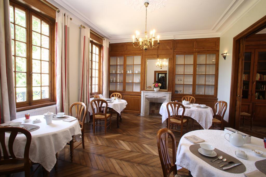 Manoir Le Mesnil Bed & Breakfast Saint-Martin-aux-Chartrains Екстериор снимка